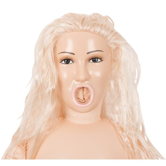 Tessa - gumena žena s 3D licem